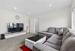 37 Rollerson Street, Papakura, Auckland, 2110, New Zealand