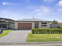 54 Lennox Cct, Pottsville NSW 2489, Australia