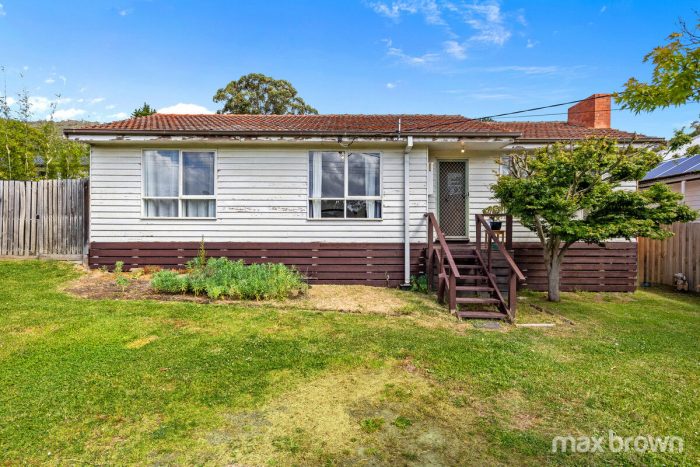 57 Stephen Ave, Montrose VIC 3765, Australia