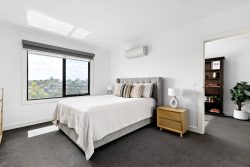 13 Kalmia Mews, Gowanbrae VIC 3043, Australia