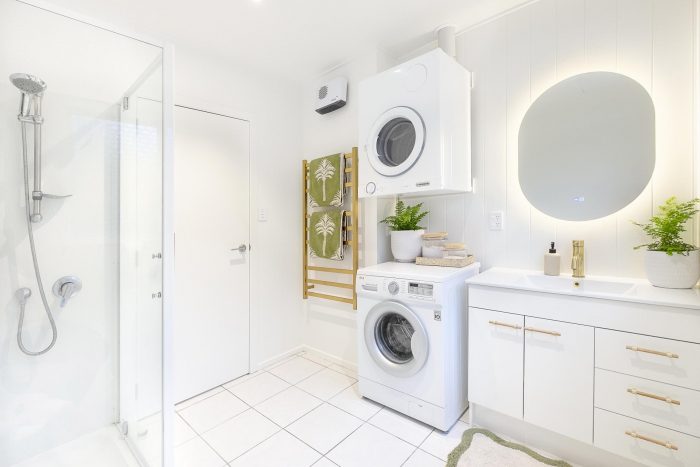 2/19 Burnham Street, Seatoun, Wellington, 6022, New Zealand