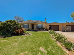 29 North St, Kerang VIC 3579, Australia