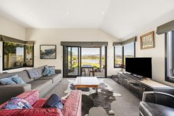 131 Overtoun Terrace, Hataitai, Wellington, 6021, New Zealand