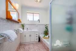 2 Mossop St, South Bunbury WA 6230, Australia