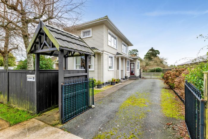 48 Regan Street, Stratford, Taranaki, 4332, New Zealand