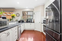 7 Thomas Way, Hallett Cove SA 5158, Australia