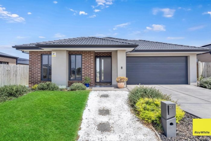 21 Bodalla Dr, Tarneit VIC 3029, Australia