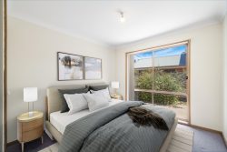 Unit 1/2 Cane Pl, Jerrabomberra NSW 2619, Australia