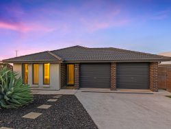 10 Freycinet Ct, Seaford Rise SA 5169, Australia