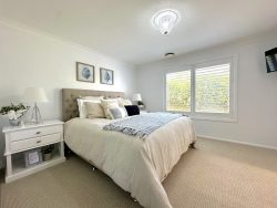 3 Gold Ct, Young NSW 2594, Australia