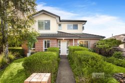 Unit 1/16 Gresford Rd, Wantirna VIC 3152, Australia