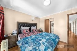 8 Henderson Ct, Glen Waverley VIC 3150, Australia