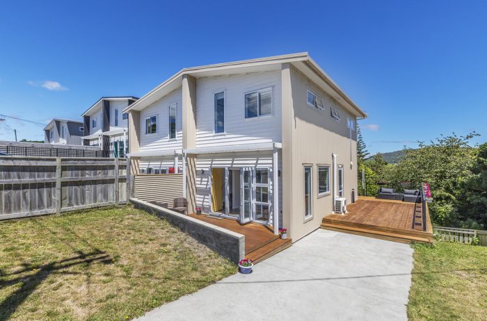 23 Main Road, Titahi Bay, Porirua, Wellington, 5022, New Zealand