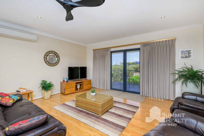 2 Double View Terrace, Binningup WA 6233, Australia