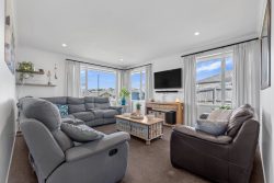 19 Raithburn Terrace, Pokeno, Franklin, Auckland, 2402, New Zealand