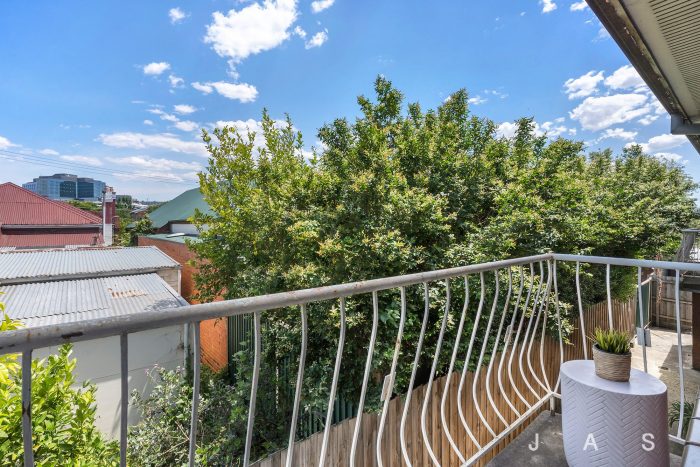 Unit 5/20 Stirling St, Footscray VIC 3011, Australia