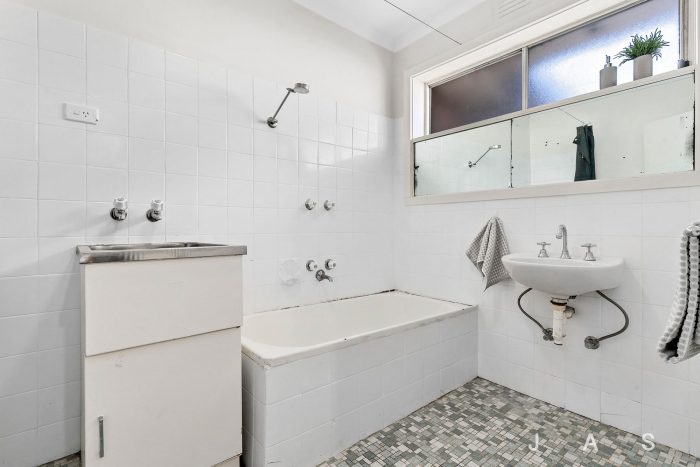 Unit 5/20 Stirling St, Footscray VIC 3011, Australia