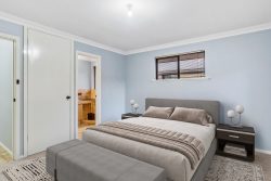 37A Carlisle St, Shoalwater WA 6169, Australia