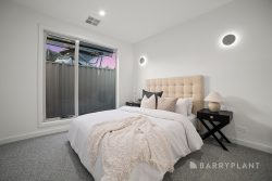 10B St James St, Hadfield VIC 3046, Australia