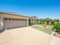 5 Brambuck Ave, Kialla VIC 3631, Australia