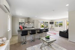 27 Fraser Crescent, Elderslea, Upper Hutt, Wellington, 5018, New Zealand