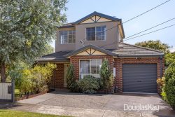 42 Helene St, Ardeer VIC 3022, Australia