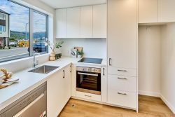 94 Ara Paiwhenua, Tawa, Wellington, 5028, New Zealand