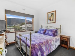 74 Main St, Huonville TAS 7109, Australia