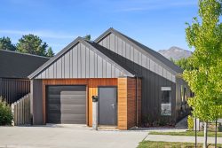 28 Malvern Road, Wanaka, Otago, 9305, New Zealand