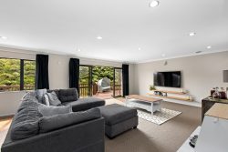 73 Percy Kinsman Crescent, Riverstone Terraces, Upper Hutt, Wellington, 5018, New Zealand