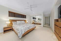 8 McCormack Pl, Wakerley QLD 4154, Australia