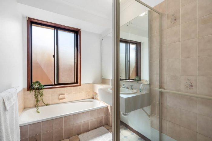15 Princess Rd, Corio VIC 3214, Australia