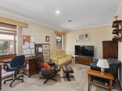 7 McLean St, Dianella WA 6059, Australia