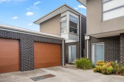 Unit 3/26 Stradbroke St, Norlane VIC 3214, Australia