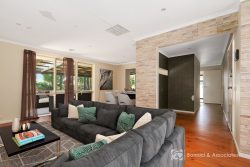 14 Sapphire Cct, West Wodonga VIC 3690, Australia