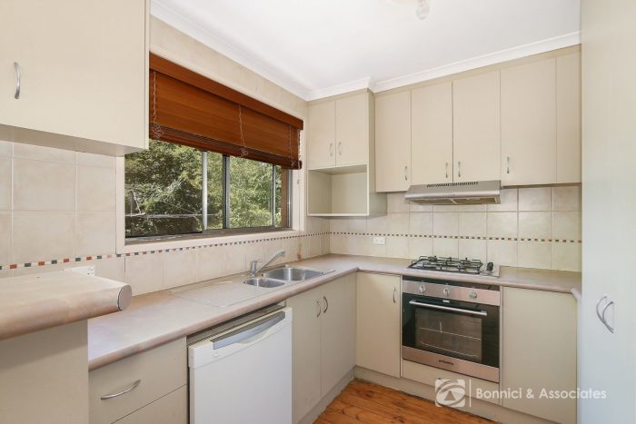 14 Sapphire Cct, West Wodonga VIC 3690, Australia