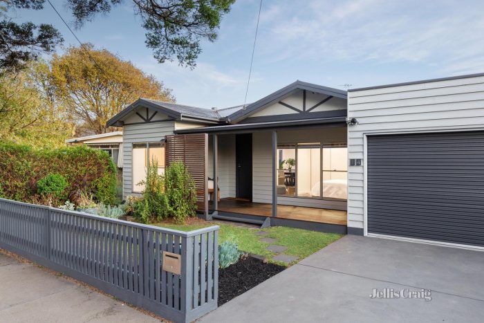 14 Brownfield St, Parkdale VIC 3195, Australia