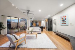 25 Bucklands Beach Road, Bucklands Beach, Manukau City, Auckland, 2012, New Zealand