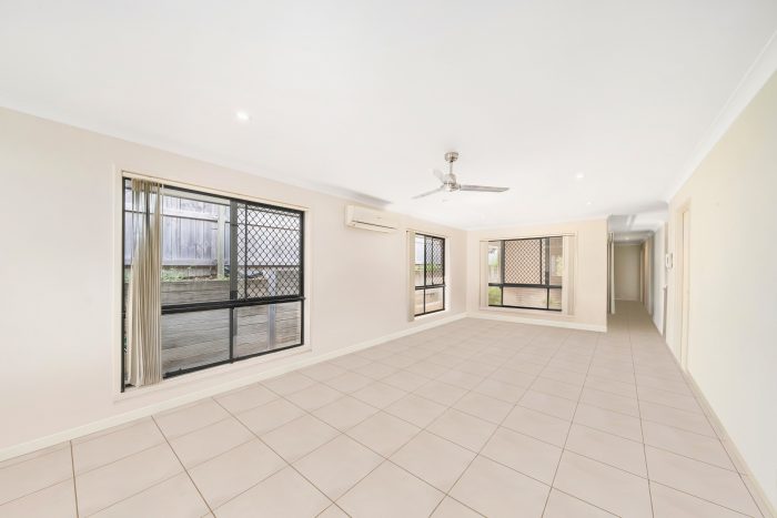 11 Challenor St, Mango Hill QLD 4509, Australia