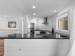 4 Emperor Ct, Craignish QLD 4655, Australia
