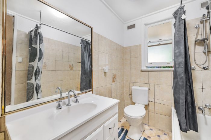 119 Donald Rd, Karabar NSW 2620, Australia