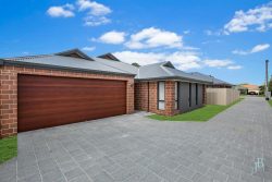 61B Celebration St, Beckenham WA 6107, Australia