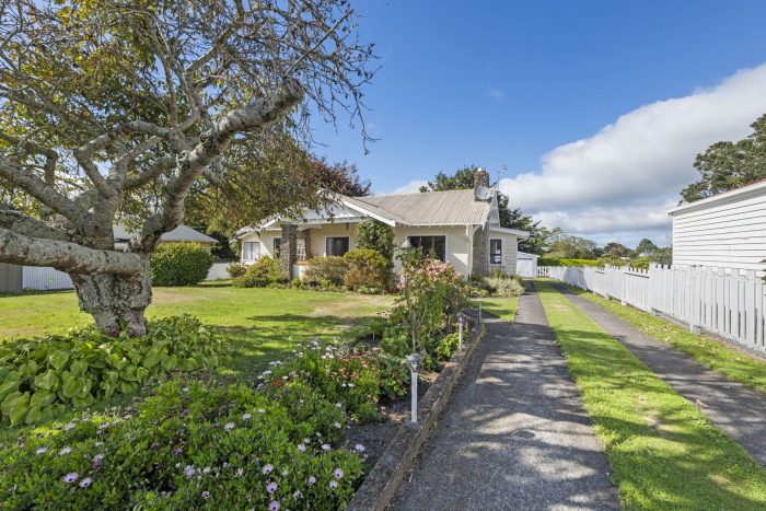 17 Graham Street, Eltham, South Taranaki, Taranaki, 4322, New Zealand