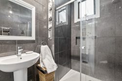 17 Graham Street, Eltham, South Taranaki, Taranaki, 4322, New Zealand