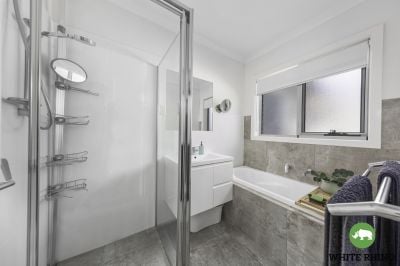 32 Griffiths Link, Googong NSW 2620, Australia