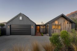 2 Terrington Court, Jacks Point, Queenstown-Lakes, Otago, 9371, New Zealand