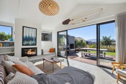 2 Terrington Court, Jacks Point, Queenstown-Lakes, Otago, 9371, New Zealand