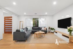 8 Lansell Cl, Ringwood North VIC 3134, Australia