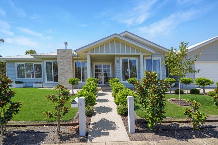 8 Law Dr, Hamilton VIC 3300, Australia