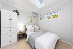 Unit 2/3 Panorama Cres, Frenchs Forest NSW 2086, Australia